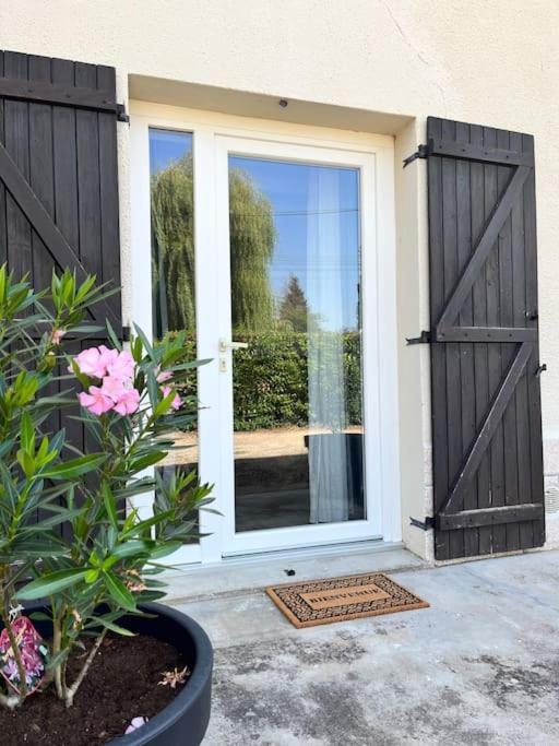 Gite Le Polochon Varennes-le-Grand Exterior photo